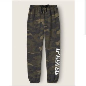 VS PINK Green Carbide Camo Classic Logo Everyday Lounge Classic Pants Medium